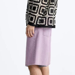 Shorts en jean tissé délavé à double genouillère pour homme, coupe droite vintage, orné de strass, taille mi-haute, décontracté, été, personnalisé par le fabricant - Product Image 2