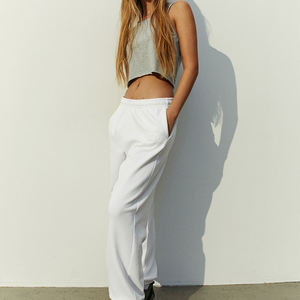 Pantalon de survêtement ajusté de style chaud 100% pantalons pour hommes en polyester avec le meilleur matériau personnalisé unisexe fabriqué au Pakistan - Product Image 4