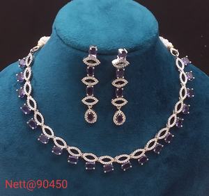 Llamativo conjunto de joyas de diamantes americanos para mujer, collar y pendientes, accesorio perfecto para compromisos y celebraciones - Product Image 1