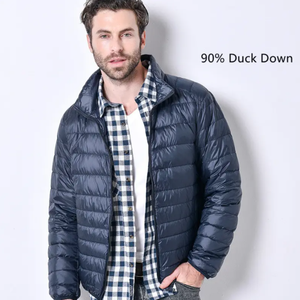 Vente en gros Extérieur Poids lourd Logo personnalisé Nylon noir à capuche Hiver Bulle bouffée rempli Down Vestes pour hommes Style OEM - Product Image 2