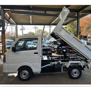 รถบรรทุกขนาดเล็กมือสองสภาพดี ขับเคลื่อน 4 ล้อ 2WD/4WD ดีเซล บริการครบ 100% พร้อมเกียร์ธรรมดา 5 สปีด - Product Image 4