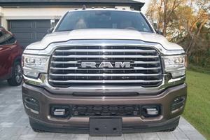 RAM 3500 LIMITED LONGHORN MEGA CAB 4X4 6.7L CUMMINS TURBODIESEL 4WD 2021, EXTRÊMEMENT PROPRE, PRÊT À LIVRER - Product Image 4