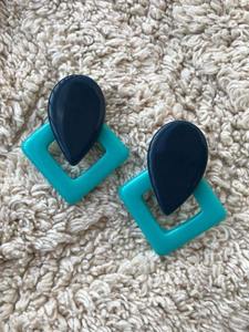 Collar de Resina Hecho a Mano con Juego de Pendientes Colgantes Modernos para Mujer, para Fiestas y Uso Casual, Pendientes de Resina, Molde para Pendientes de Resina - Product Image 4