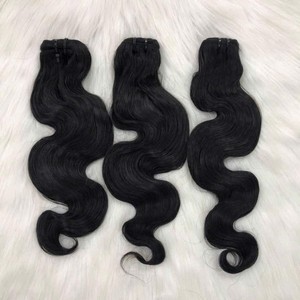 Prix de gros, mèches de cheveux humains ondulés, 100% cheveux vierges bruts vietnamiens, extensions de cheveux tissés à la machine, ondulés - Product Image 1
