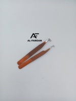 Pince à cils fine à 90 degrés avec logo personnalisé Boîtes de cartes pointues en acier inoxydable testées à la main Pince à cils marron pailleté