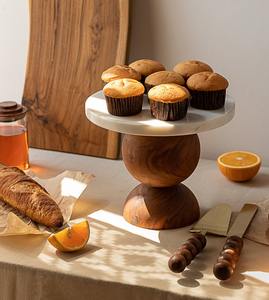 Base para Pastel de Mármol Blanco de Lujo con Base Esférica de Madera, Pedestal Moderno para Postres, Bandeja Redonda para Servir Pasteles para Eventos de Alto Nivel - Product Image 1