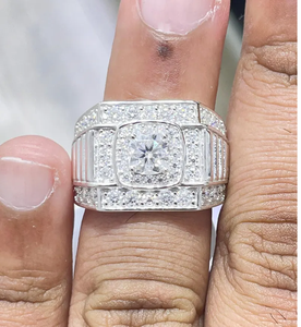 แหวนสไตล์ซิลเวอร์ไอซ์คูชั่นพร้อมแหวนแฟชั่นสุดหรูประดับด้วยหินตรงกลางที่สวยงาม - Product Image 3