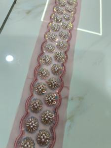 Robe de mariée en dentelle perlée pour conception de robe personnalisée Appliques de dentelle perlée de qualité supérieure pour couture de mariée Style français perlé - Product Image 2