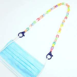 Chaîne à maillons en résine pour un look de bijoux minimaliste moderne Chaîne à maillons en résine qui ajoute du volume et du style sans lourdeur à faible coût - Product Image 1