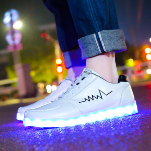 Zapatillas Deportivas de PVC con Luces LED de Colores y Amortiguación para Hombre y Mujer, Estilo Botín para Primavera, Verano y Otoño - Product Image 2