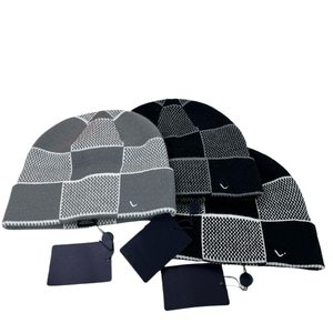 Gorro de Invierno de Punto Jacquard al por Mayor, Gorro Personalizado con Diseño Mea Culpa Y2K Estampado Completo, Gorro sin Puños para Usar en la Playa - Product Image 3