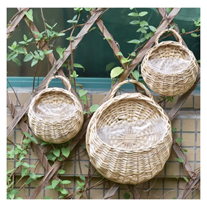 Panier suspendu en rotin tissé à la main, panier suspendu en rotin pour le rangement mural et la décoration de bureau, origine Vietnam - Product Image 6
