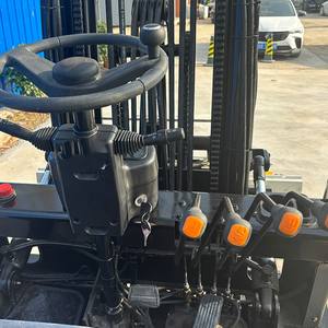 Chariot élévateur diesel de 3 tonnes avec système de levage hydraulique efficace pour l'extérieur et l'intérieur des travaux lourds - Product Image 5