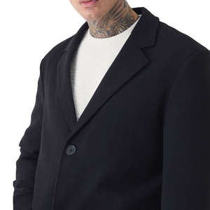 Abrigo largo negro para hombre |   Abrigo de Invierno Elegante Personalizable con Cuello Camisero y Botones Cruzados, 100% Lana - Product Image 3