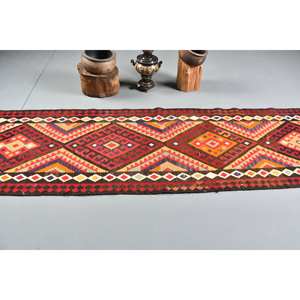 Tapis Kilim Turc Vintage 28 x 11 pieds Rouge Audacieux Écologique à Poil Moyen Tissage Plat Motif Patchwork en Laine avec Support en Latex – Pièce Maîtresse - Product Image 3