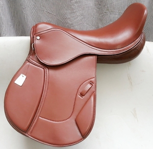 Cómodo Euro Cavall Industries Brown Horse Polo Sillín Cuero de vaca real con logotipo personalizado para un rendimiento óptimo - Product Image 6
