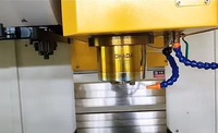 Centre d'usinage vertical à rail linéaire Vmc1160 CNC à grande course de haute qualité avec système de contrôle Fanuc de haute précision