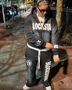 Conjunto de sudadera de dos piezas para hombre, Conjunto de sudadera de dos piezas con parche bordado desgastado, pantalones de chándal y sudadera con diamantes de imitación lavados con ácido - Product Image 3