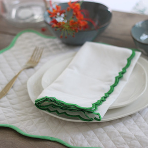 Napperons de Table matelassés en coton de qualité supérieure avec bordure verte - Product Image 2