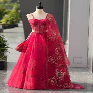 Conjunto de Lehenga Choli VASTRA COTTAGE de Organza Pura con Estampado Digital, Lehenga con Vuelo, Blusa Bordada y Dupatta - Product Image 3
