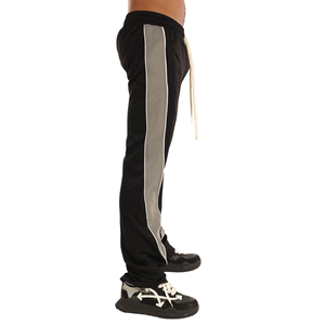 Pantalon de survêtement évasé dernier modèle logo personnalisé Streetwear tissu de coton respirant pantalon de survêtement évasé lourd pour hommes - Product Image 3