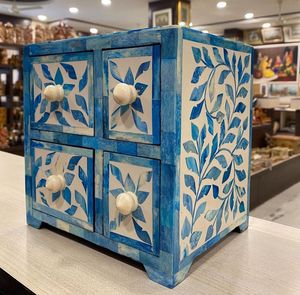 Mini gabinete hecho a mano con incrustaciones de hueso personalizadas para almacenamiento de medicamentos y hogar - Product Image 1