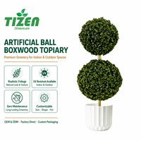 Boule de buis artificielle de 70 cm, plante artificielle en pot, pot blanc, matériau PE, résistant aux UV, pour la décoration intérieure et extérieure