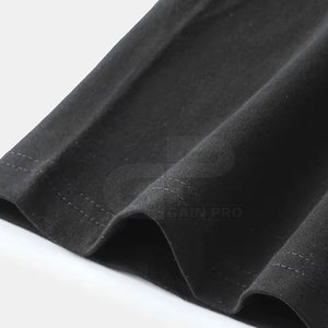 T-shirts tendance pour hommes, col rond, conçus pour un confort quotidien avec un tissu doux, une sensation légère et un style prêt pour la ville. - Product Image 5