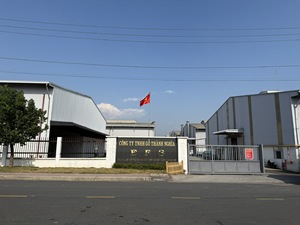 Sofá de Cuero Genuino de Lujo, Sofá de Estilo Mid-Century para Sala de Estar, Dormitorio, Apartamento, Diseño Interior Acogedor - Product Image 6