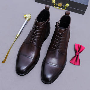 Bottes de randonnée pour hommes au design moderne, en cuir, pour la randonnée en montagne, confortables, style vintage, à lacets - Product Image 1