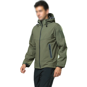 2025 Custom Design Men's High Street Softshell Jacket Multi-Color Waterproof Canvas Stand Collar Breathable Windproof Hot Sale - Product Image 2