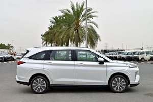 2024 Toyo Ta Veloz 1.5L Motor de gasolina Nuevo Color blanco Interior oscuro Asientos de cuero I-Force Max Premium Automático Coches usados - Product Image 5