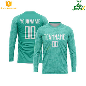 Vente en gros d'uniformes de football professionnels unisexes 100% polyester, logo et nom personnalisés, impression par transfert thermique, service OEM, kits pour adultes - Product Image 4