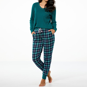 Traje de noche de mujer de alta calidad servicio OEM superventas al por mayor ropa de dormir de dos piezas precio bajo Conjunto de pijama de mujer - Product Image 1