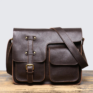 Bolso Mensajero Clásico de Cuero Genuino con Correa Ajustable y Cierre de Hebilla, Unisex, Color Sólido, Estilo Ejecutivo, Bolso Bandolera - Product Image 3