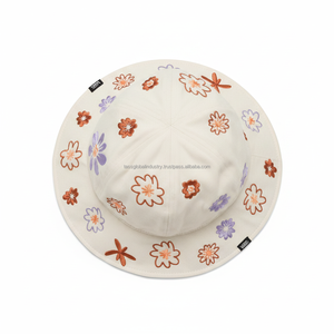 Chapeau Bob Personnalisé avec Logo Brodé Floral pour Femme – Protection Solaire Estivale, Coton Blanc, Casquette de Pêcheur, Idéal Plage et Extérieur - Product Image 4