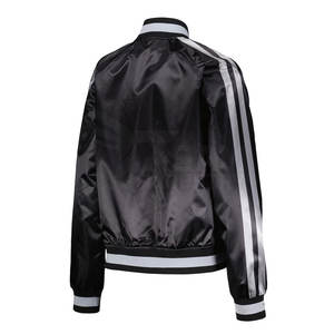 Veste en satin pour femme, tissu léger et brillant, design élégant, parfaite pour les occasions décontractées et les soirées - Product Image 3