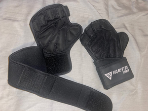 Gants de gymnastique à demi-doigts en nylon ventilé avec fermeture velcro à crochet et boucle pour l'entraînement et l'entraînement Sports Grip pour la musculation - Product Image 3
