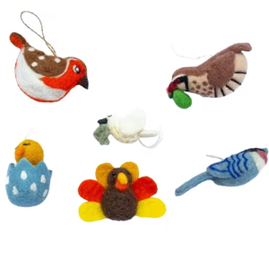 Adornos de pájaros de fieltro de lana hechos a mano, adornos de animales bordados surtidos para regalos de vacaciones y decoración del hogar - Product Image 2