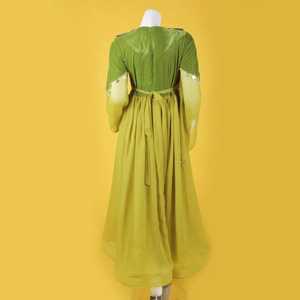 Antique Afghani Banjara Robe Broderie Faite À La Main Charme Dentelle OEM ODM Caractéristiques Personnalisées Avec Embellissements Motif Naturel - Product Image 4