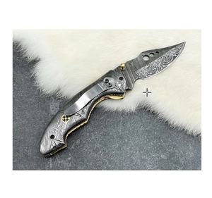 Couteau pliant artisanal personnalisé en acier damas avec système de verrouillage Liner Lock, clip dorsal en acier, étui en cuir fin, multifonctionnel pour l'extérieur - Product Image 6