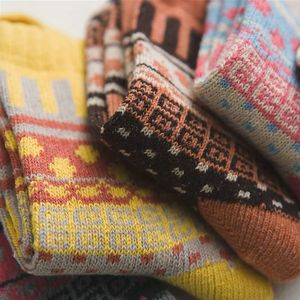 Calze Invernali Calde per Donna Morbide e Comode Spesse a Maglia per Stivali Regali per Donna e Uomo Calze Natalizie Spesse e Calde - Product Image 3