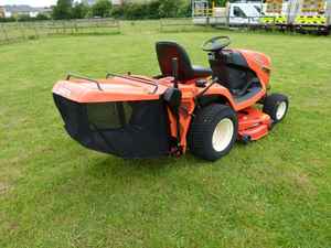 Tractor/con motor de 21HP Cubierta de 48 pulgadas Ideal para rendimiento de siega de servicio pesado Kubota GR2120 Cortacésped diésel 21HP - Product Image 4