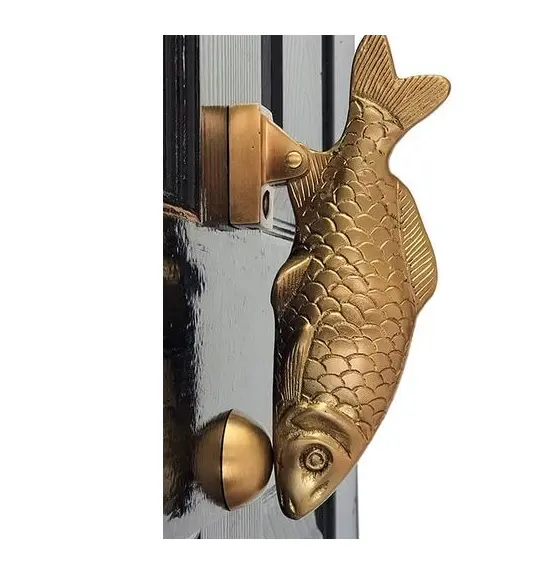 Son tasarım altın renk balık kapı tokmağı için ön kapı kullanımı için uygun fiyata kapı dekorasyon hindistan