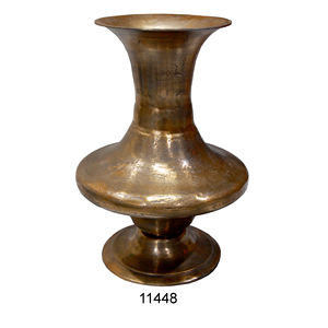 Florero de aluminio único con acabado de latón martillado y natural, florero hecho a mano para decoración del hogar y el jardín - Product Image 3