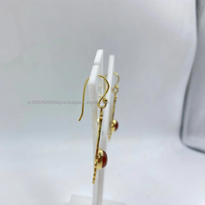 Pendientes de oro glamorosos minimalistas accesorio de boda para mujer hecho de perla de ley chapada en oro regalo - Product Image 2