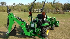 John รถแทรกเตอร์1025R พร้อมด้านหน้าและรถตัก - Product Image 3