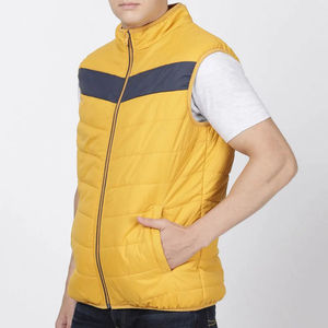 2025 hommes solide jaune couleur sans manches bouffant gilet conception personnalisée Polyester tissu fermeture éclair Style séchage rapide bouffant veste pour hommes - Product Image 3