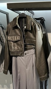 Vestes pour femmes tendance et élégantes, vente en gros OEM, vestes en cuir véritable élégantes, vestes en cuir véritable de qualité supérieure pour l'hiver - Product Image 4