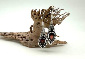 Boucles d'oreilles en pierres précieuses grenat Bijoux pour femmes Bijoux en argent style bohème Boucles d'oreilles en argent sterling 925 Tendance Boucles d'oreilles faites à la main Cadeau pour elle - Product Image 3